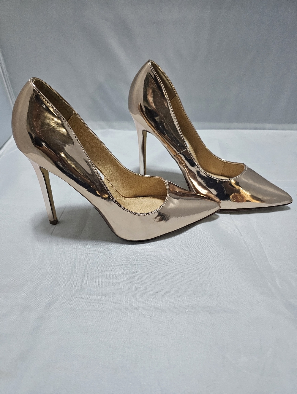 LILIANA Metallic Rose Gold Pointed-Toe Stiletto Pumps SZ 8